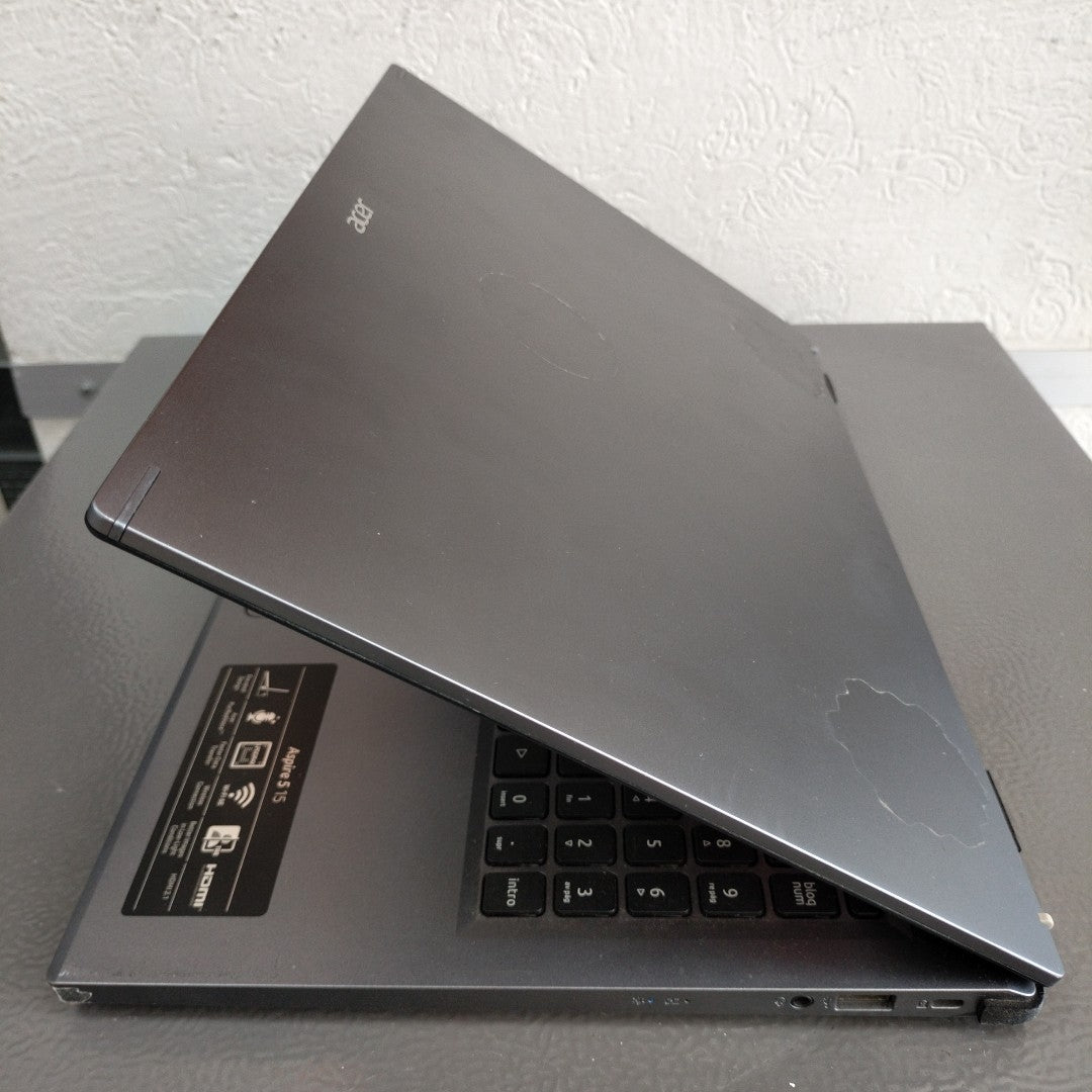 LAPTOP ACER ASPIRE 5 A515-48M-R9NG (2023) 512 GB SSD 8 GB RAM (SEMINUEVO)