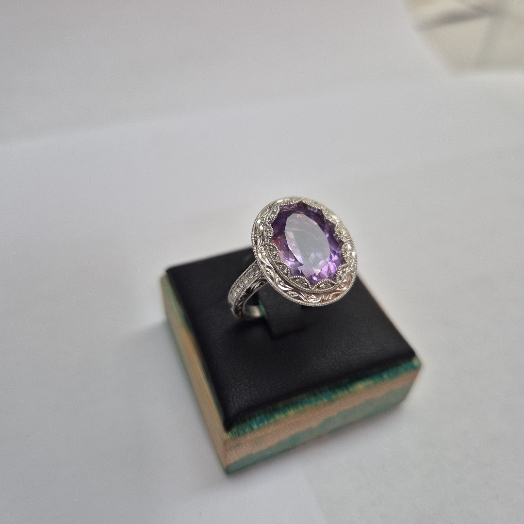 ANILLO. ORO BLANCO. 18 K 8.4 GRMS (SEMINUEVO)