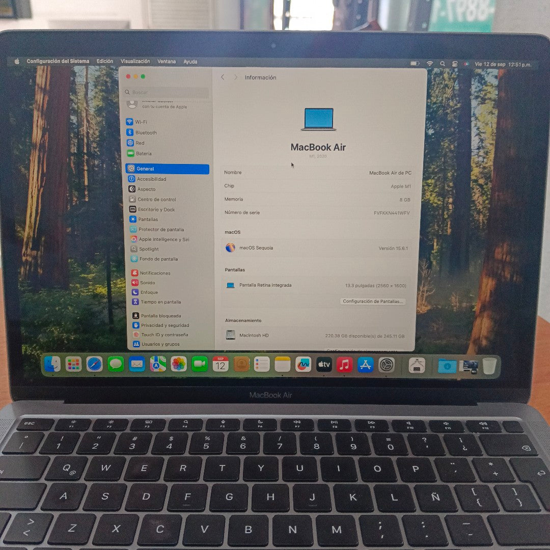 LAPTOP APPLE MACBOOK AIR 13" 2020 3.2 A2337 256 GB SSD 8 GB RAM (SEMINUEVO)