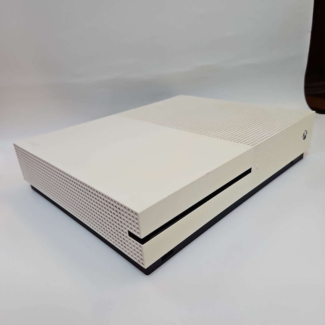 CONSOLA DE VIDEOJUEGO MICROSOFT XBOX ONE S 1 TB (SEMINUEVO)