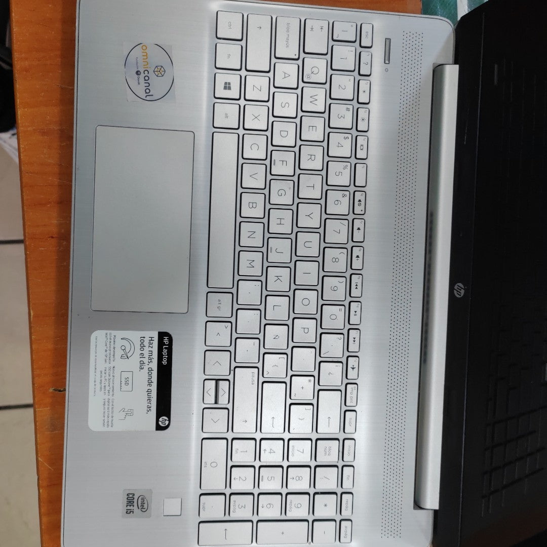 LAPTOP HP 15-DY1005LA (2021) 512 GB SSD 8 GB RAM + 32 GB OPTANE (SEMINUEVO)