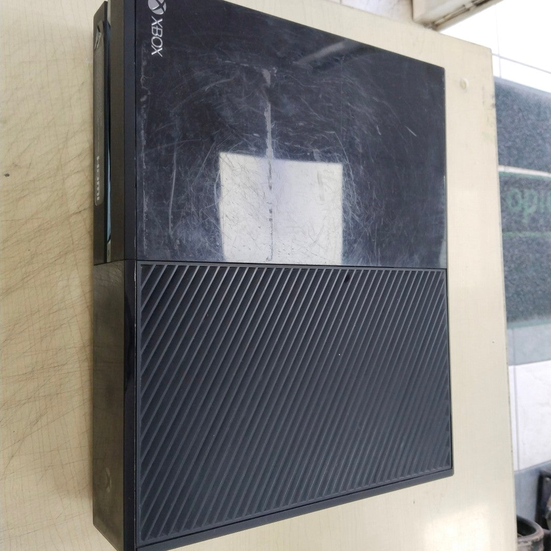 CONSOLA DE VIDEOJUEGO MICROSOFT XBOX ONE 500 GB  (SEMINUEVO)