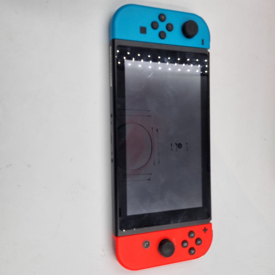 CONSOLA DE VIDEOJUEGO NINTENDO SWITCH 32 GB (SEMINUEVO)