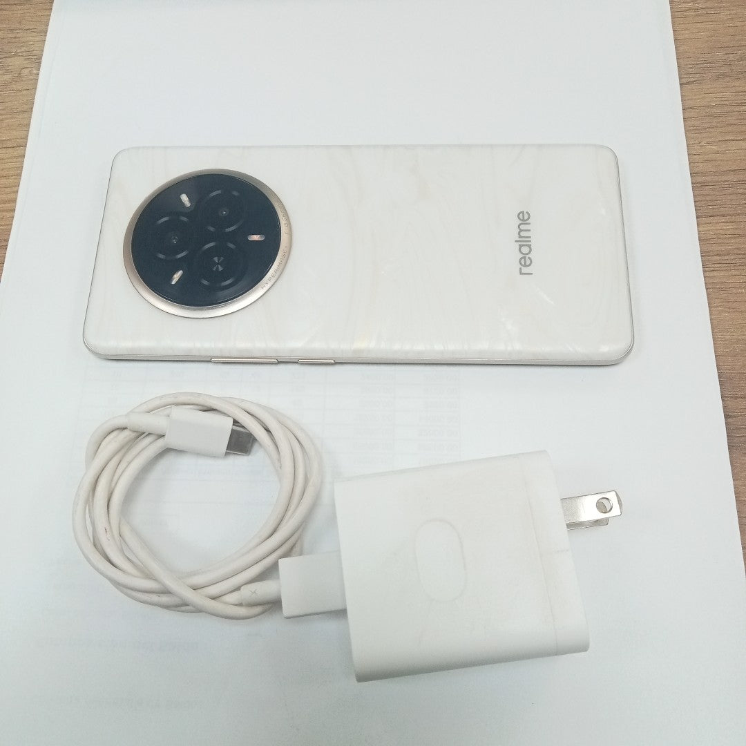 CELULAR REALME 14 PRO 5G RMX5056 (2025) 256 GB 8 GB RAM (SEMINUEVO)