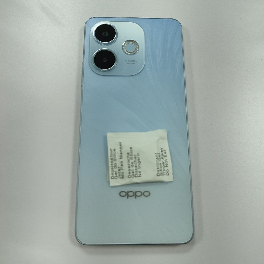 CELULAR OPPO  A5 PRO CPH2711 (2025) 256 GB 8 GB RAM (SEMINUEVO)