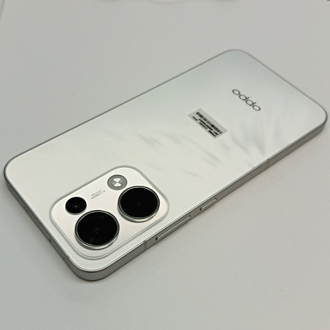 CELULAR OPPO  RENO13 5G CPH2689 (2024) 512 GB 12 GB RAM (SEMINUEVO)