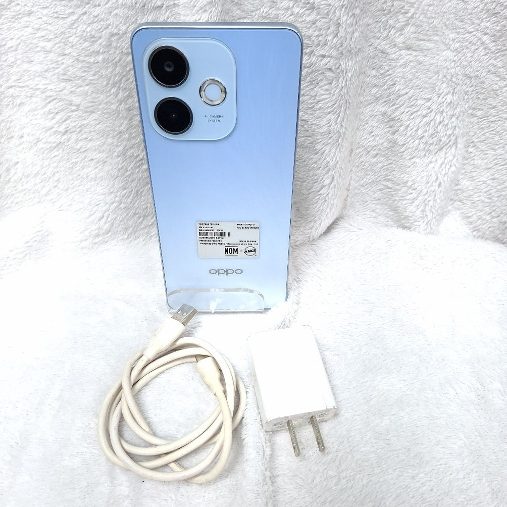 CELULAR OPPO  A5 PRO CPH2711 (2025) 256 GB 8 GB RAM (SEMINUEVO)