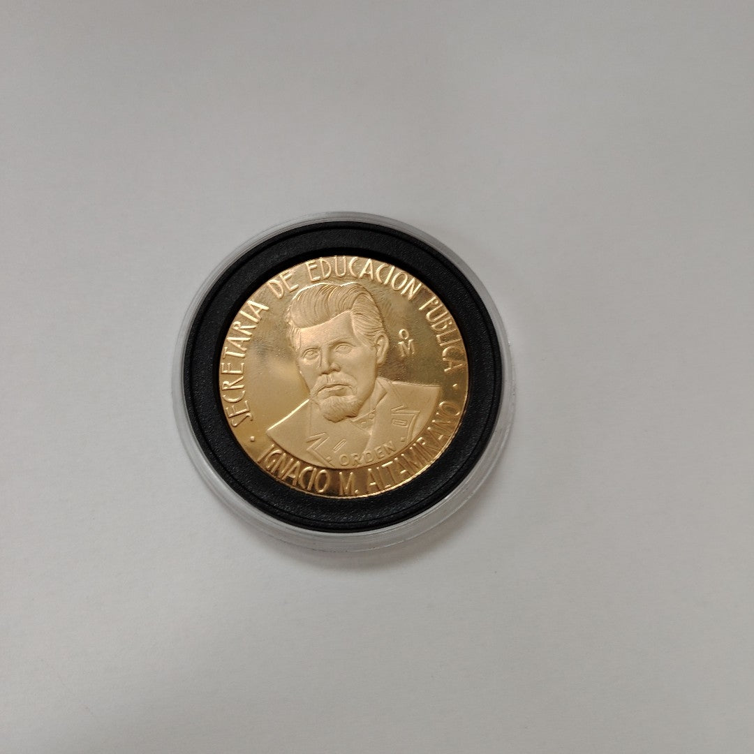 MEDALLA CONMEMORATIVA. ORO. 21 K 42 GRMS (SEMINUEVO)