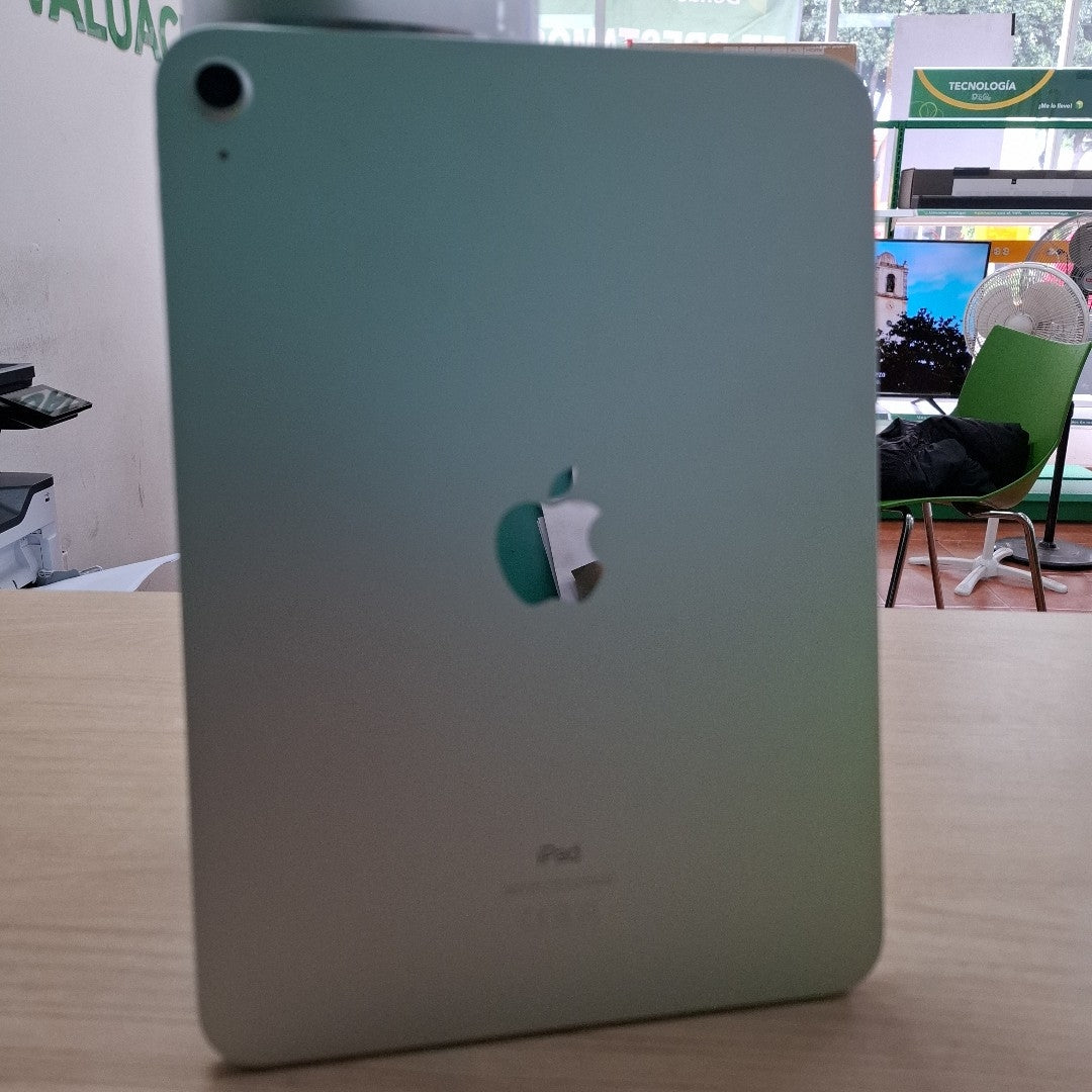 TABLETA APPLE IPAD 10 A2696 64 GB 4 GB RAM (SEMINUEVO)