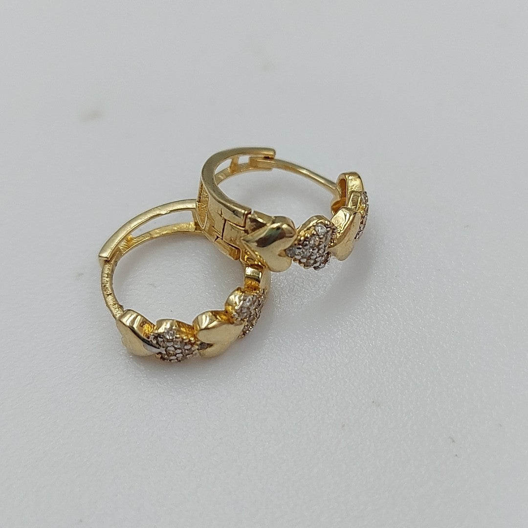 HUGGIES ORO 14K 2.7 (NUEVO)