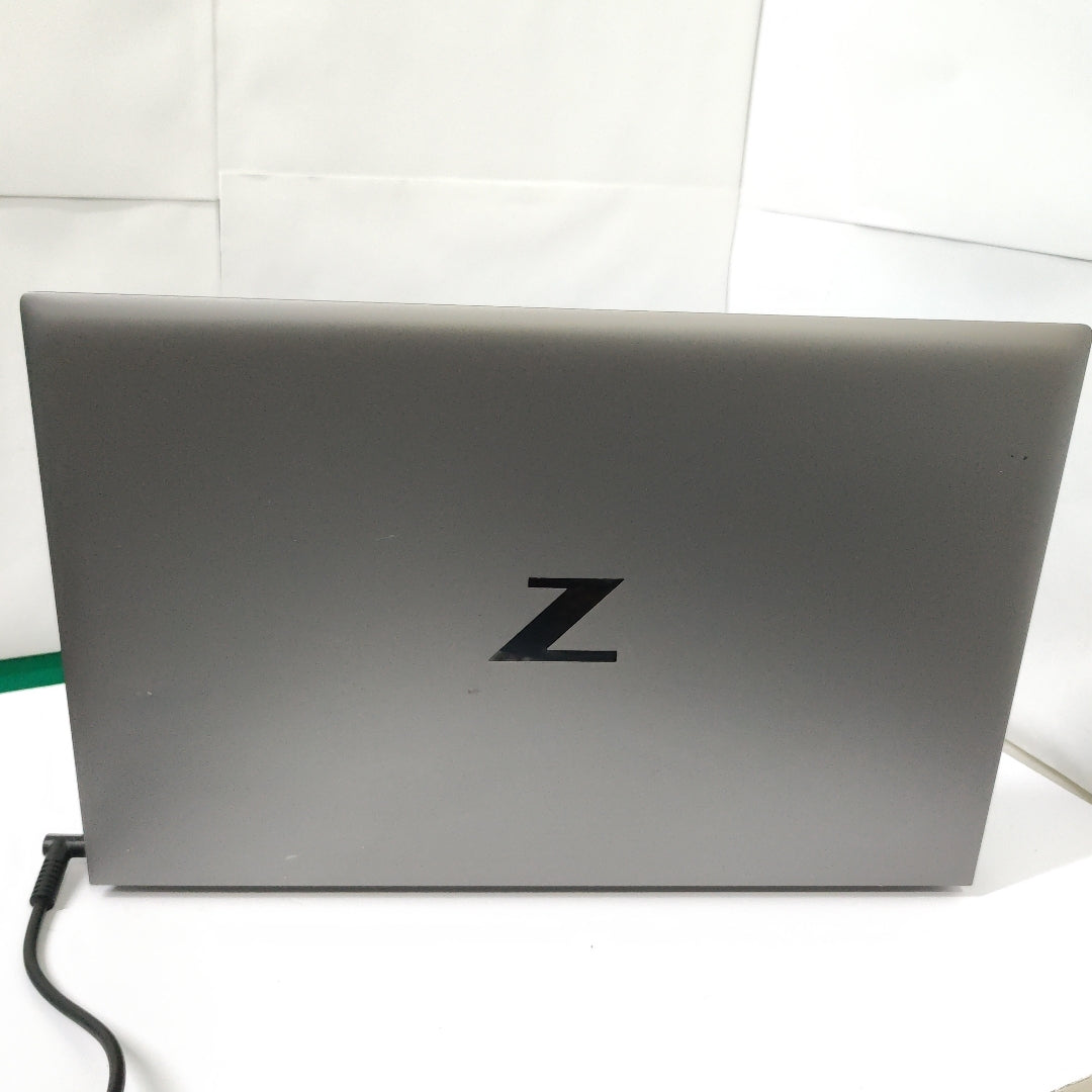 LAPTOP HP ZBOOK FIREFLY 14 G8 (2022) 512 GB SSD 16 GB RAM (SEMINUEVO)