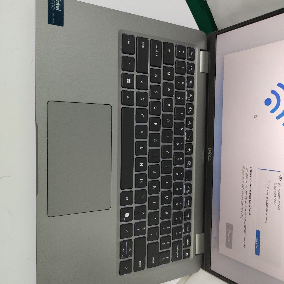 LAPTOP DELL LATITUDE 5450 (2024) 512 GB SSD 16 GB RAM (SEMINUEVO)