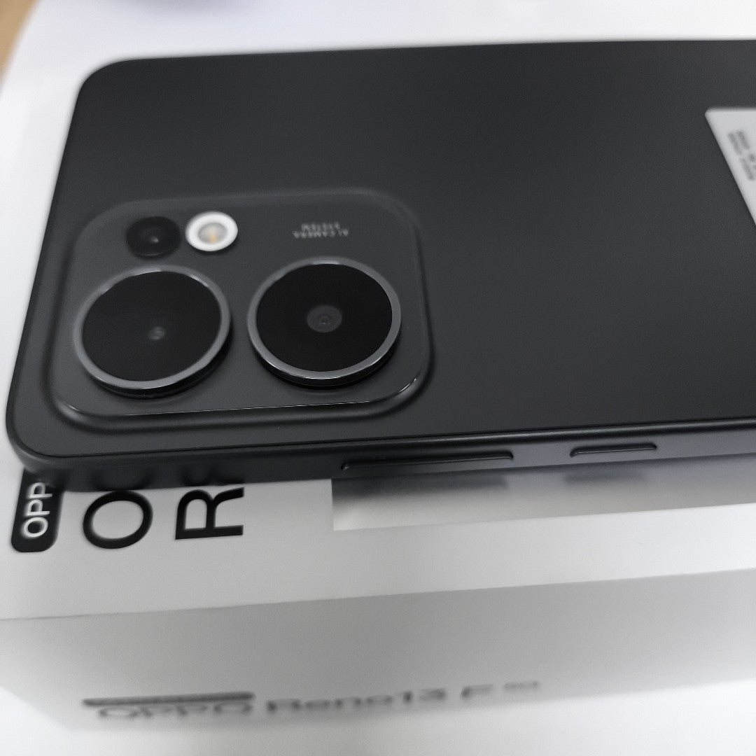 CELULAR OPPO  RENO 13F 5G CPH2699 (2025) 256 GB 12 GB RAM (SEMINUEVO)
