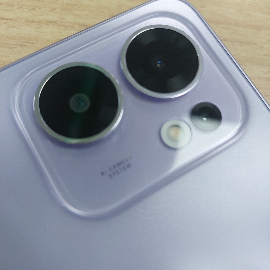 CELULAR OPPO  RENO 13F 5G CPH2699 (2025) 256 GB 12 GB RAM (SEMINUEVO)