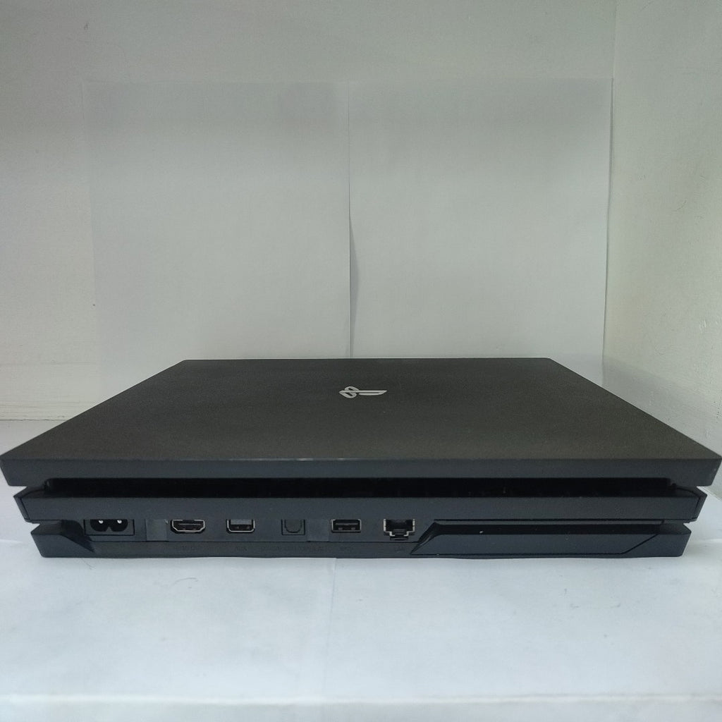 CONSOLA DE VIDEOJUEGO SONY PS4 PRO 1 TB (SEMINUEVO)