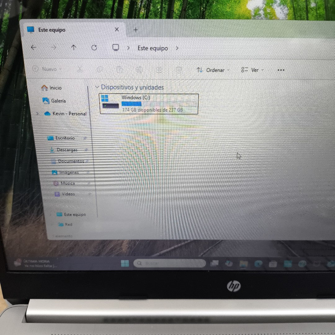 LAPTOP HP 14-DQ0505LA (2023) 256 GB SSD 8 GB RAM (SEMINUEVO)