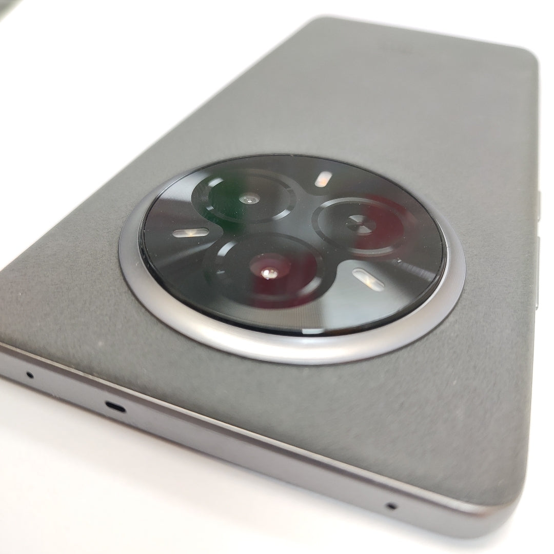 CELULAR REALME 14 PRO 5G RMX5056 (2025) 256 GB 8 GB RAM (SEMINUEVO)