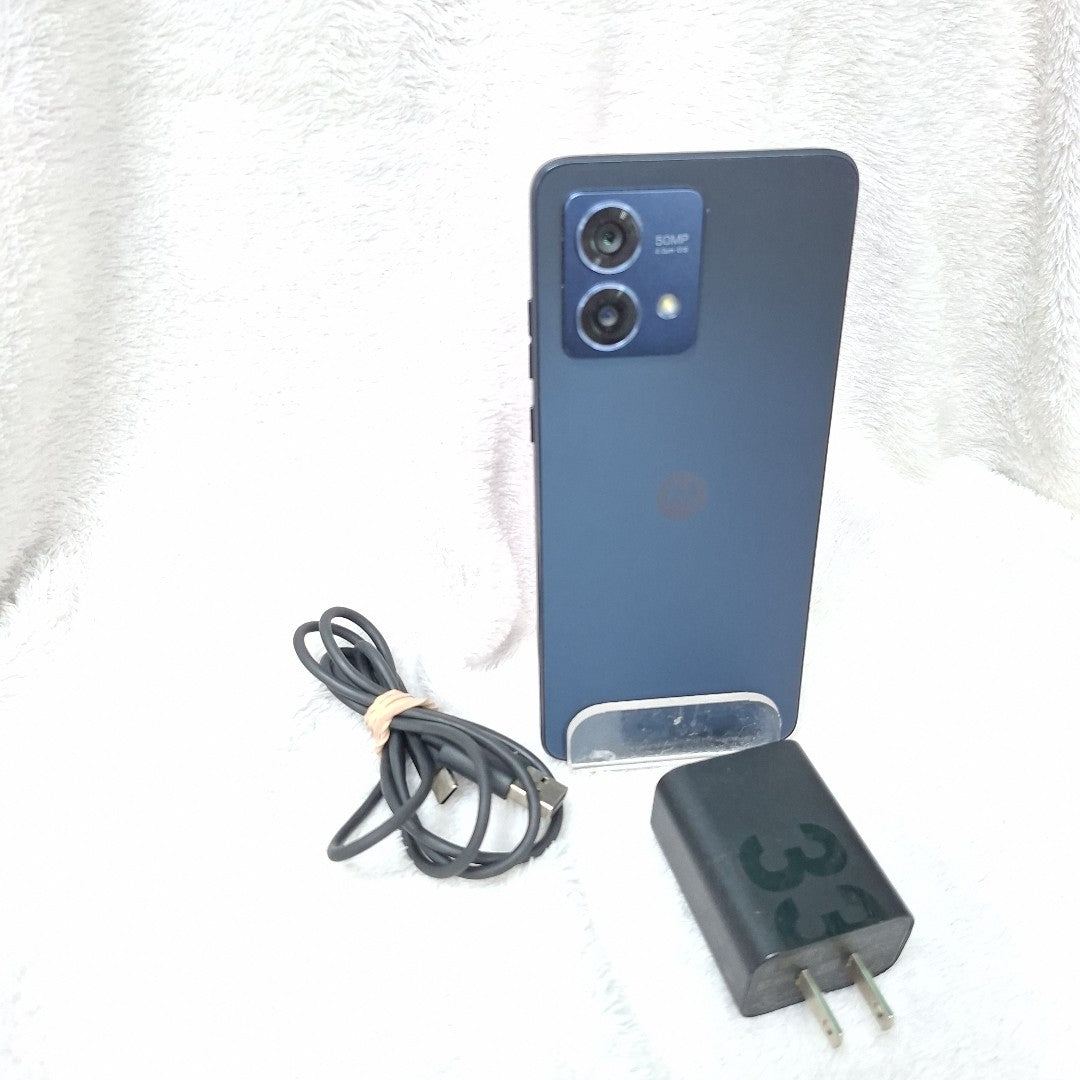 CELULAR MOTOROLA MOTO G84 XT2347-1 (2023) 256 GB 8 GB RAM (SEMINUEVO)