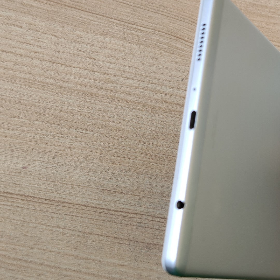 TABLETA SAMSUNG GALAXY TAB A7 LITE SM-T220 32 GB 3 GB RAM (SEMINUEVO)