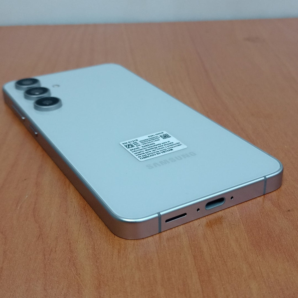 CELULAR SAMSUNG GALAXY S24 FE SM-S721B 256 GB 8 GB RAM (SEMINUEVO)