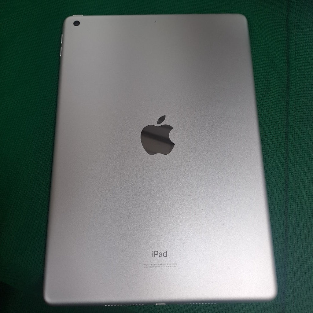 TABLETA APPLE IPAD 9 A2602 64 GB 3 GB RAM (SEMINUEVO)