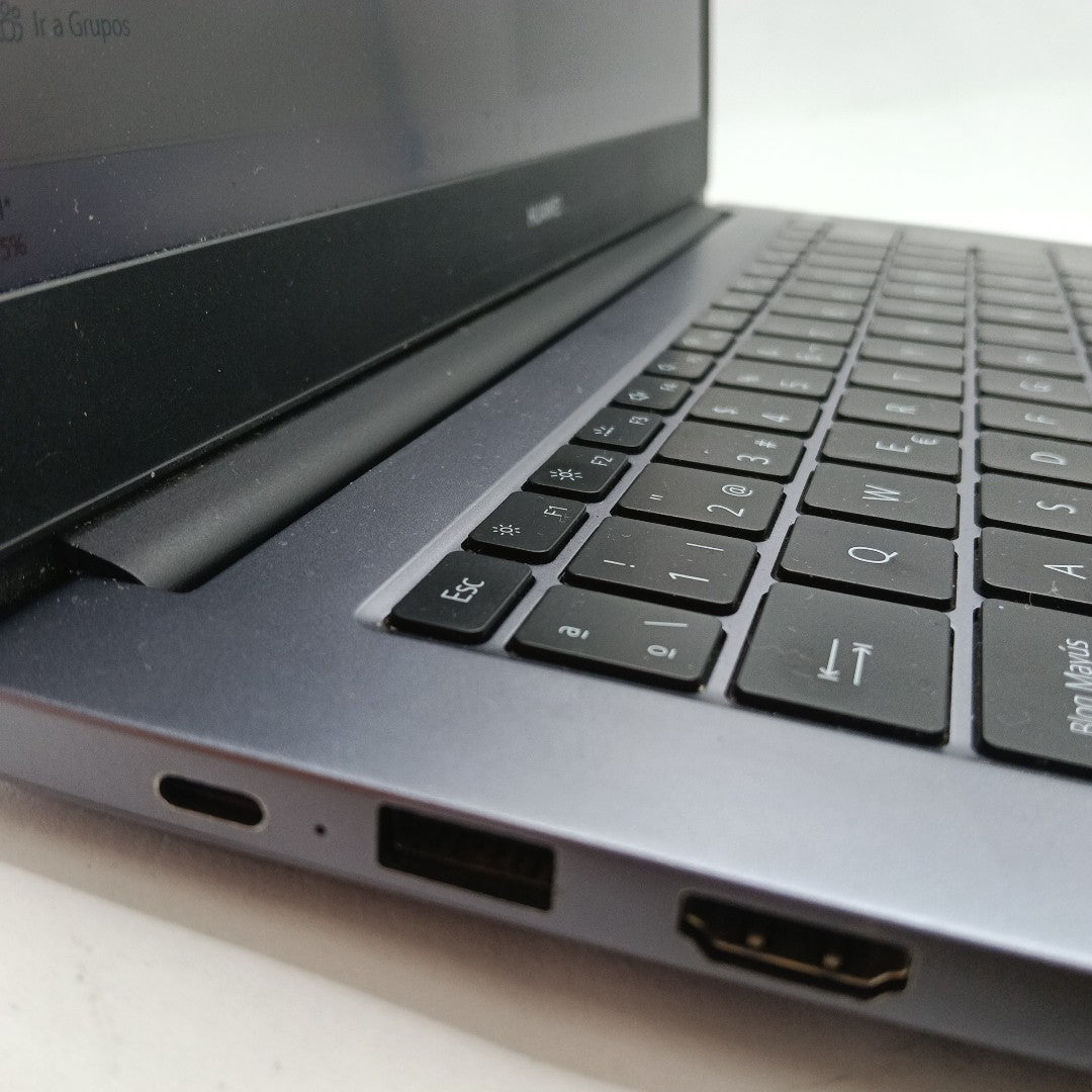 LAPTOP HUAWEI MATEBOOK D14 NBDE-WFH9 (2022) 512 GB SSD 16 GB RAM (SEMINUEVO)