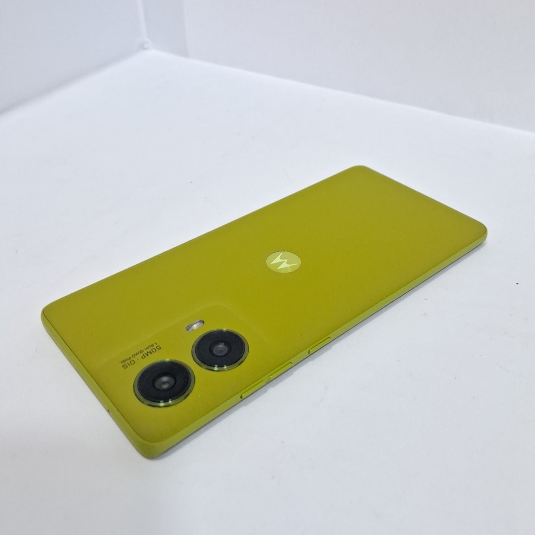 CELULAR MOTOROLA MOTO G85 5G XT2427-1 256 GB 8 GB RAM (SEMINUEVO)