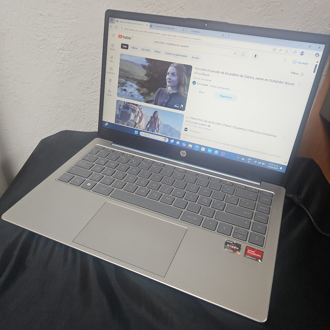 LAPTOP HP 14-EM0001LA (2023) 256 GB SSD 8 GB RAM (SEMINUEVO)