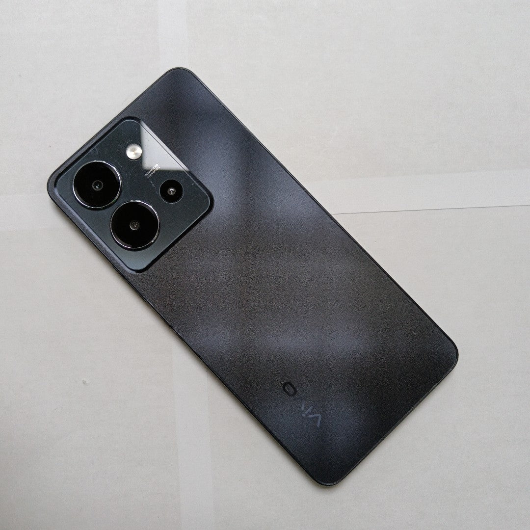 CELULAR VIVO Y36 V2247 128 GB 8 GB RAM (SEMINUEVO)