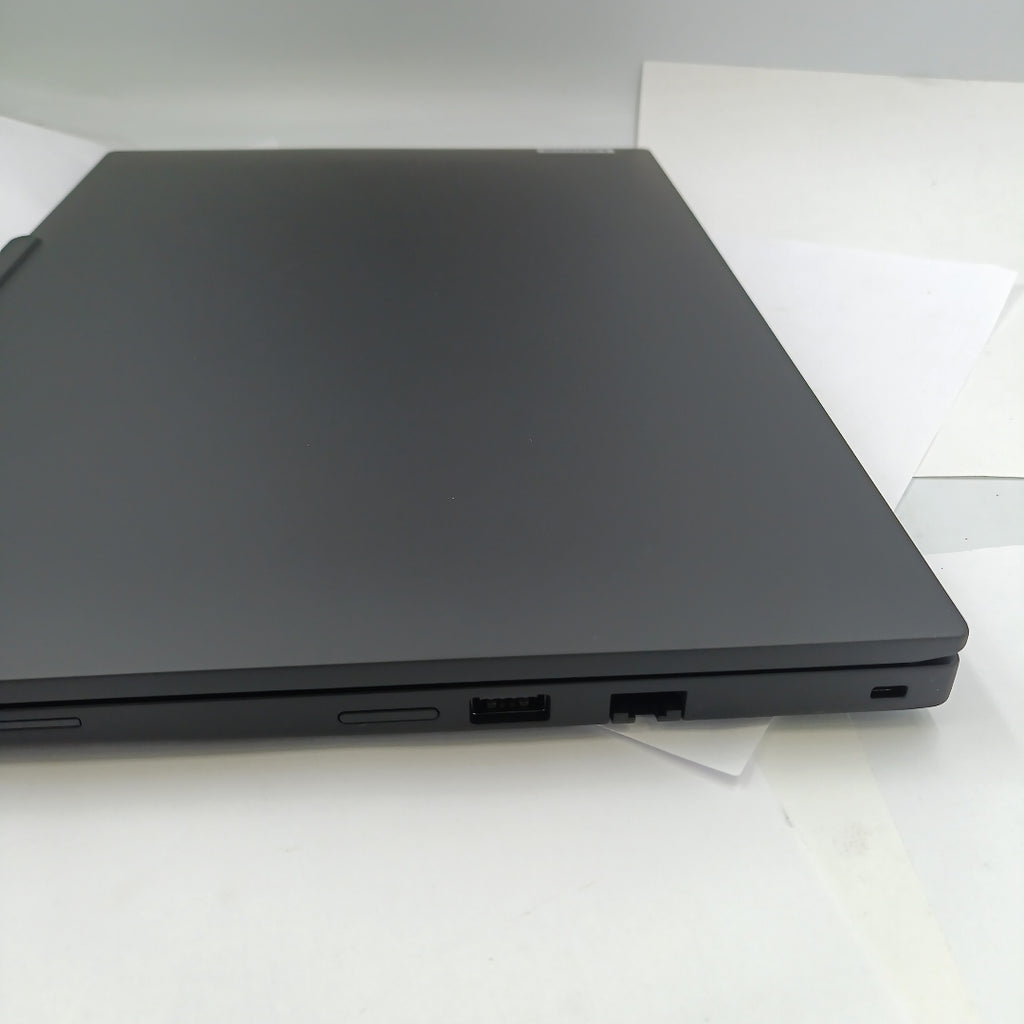 LAPTOP LENOVO THINKPAD T14  GEN 5 (2025) 256 GB SSD 16 GB RAM (SEMINUEVO)