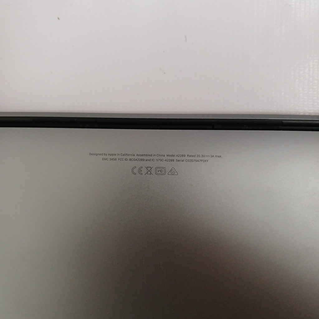 LAPTOP APPLE MACBOOK PRO 13" 2020 1.4 A2289 256 GB SSD 8 GB RAM (SEMINUEVO)