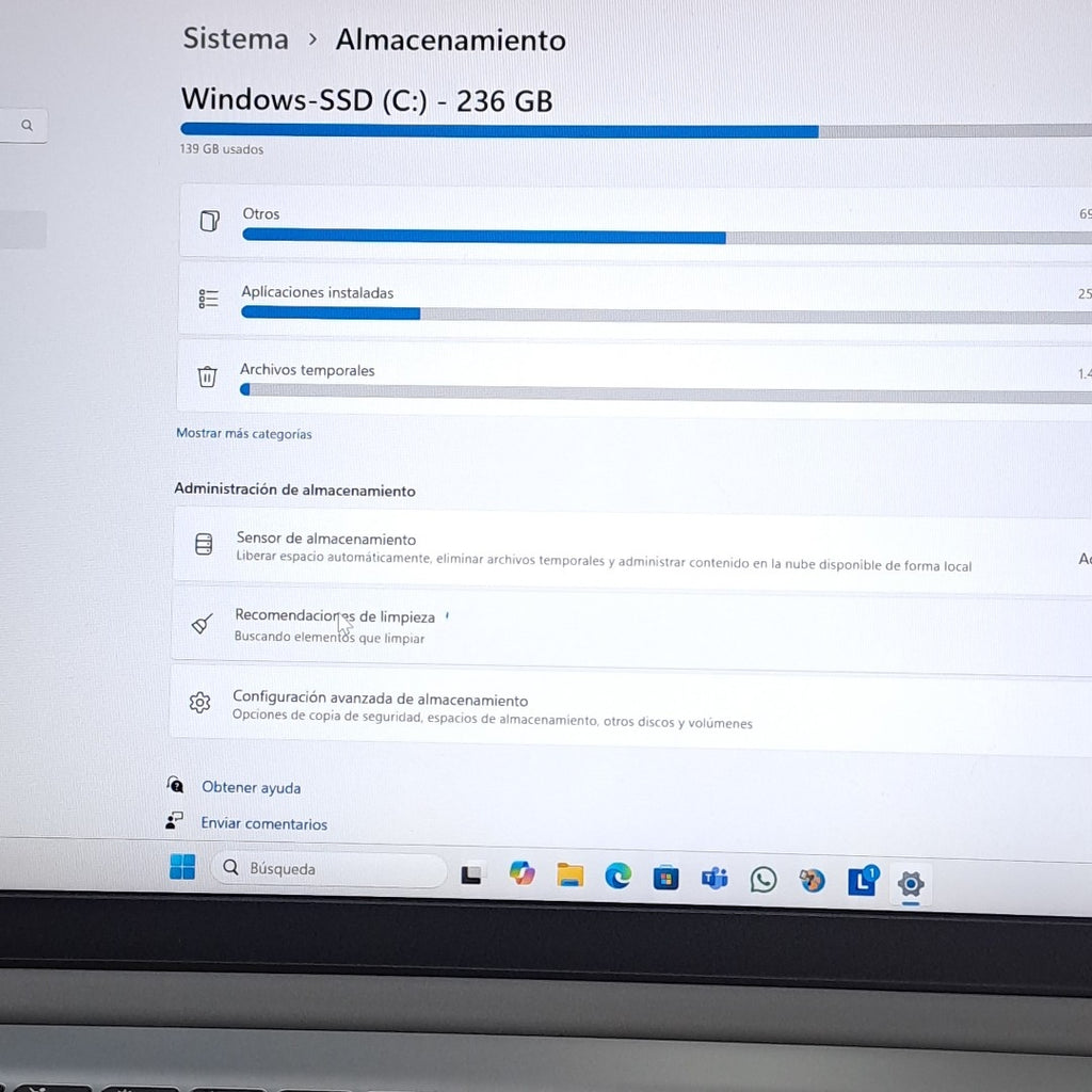 LAPTOP LENOVO IDEAPAD 1 15AMN7 (2023) 256 GB SSD 8 GB RAM (SEMINUEVO)