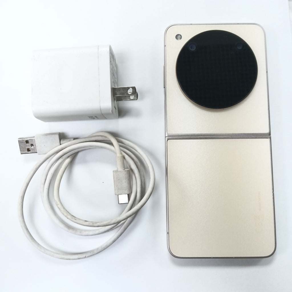 CELULAR NUBIA  FLIP 5G NX724J (2024) 256 GB 8 GB RAM (SEMINUEVO)