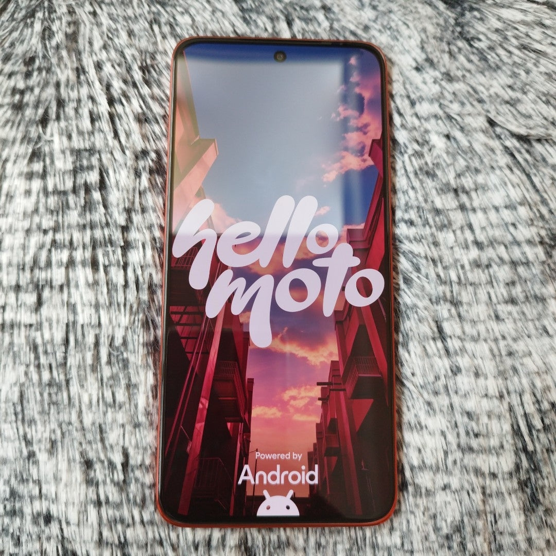 CELULAR MOTOROLA EDGE 50 NEO XT2409-2 (2024) 256 GB 8 GB RAM (SEMINUEVO)