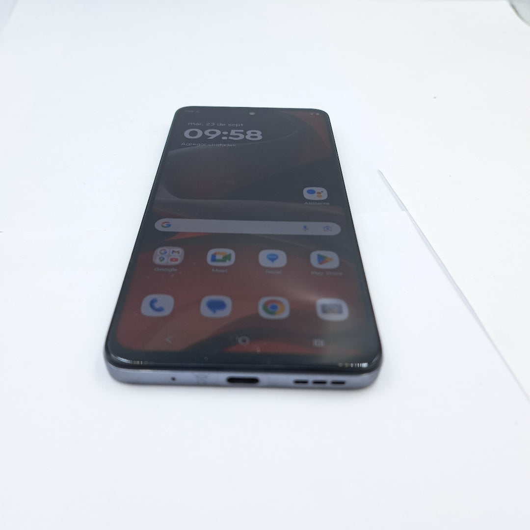 CELULAR MOTOROLA MOTO G15 XT2521-2 (2025) 256 GB 4 GB RAM (SEMINUEVO)