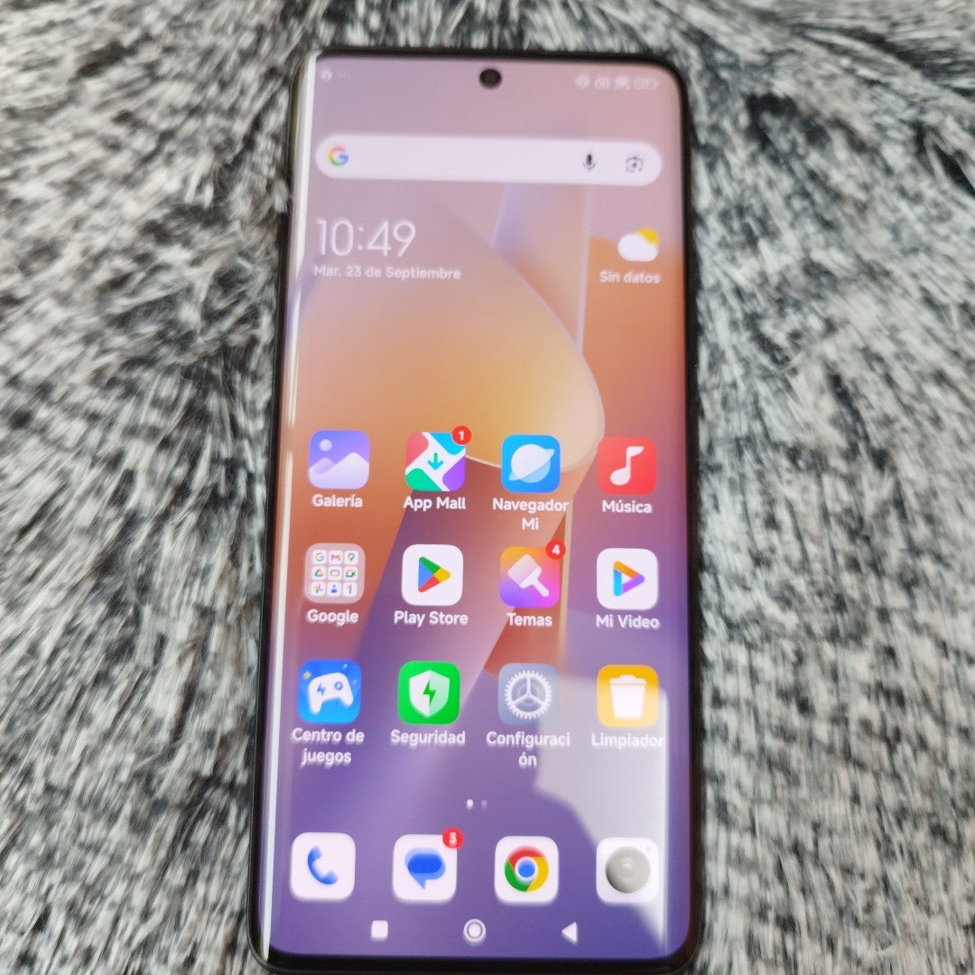 CELULAR XIAOMI REDMI NOTE 13 PRO+ 5G 23090RA98G (2023) 512 GB 16 GB RAM (SEMINUEVO)