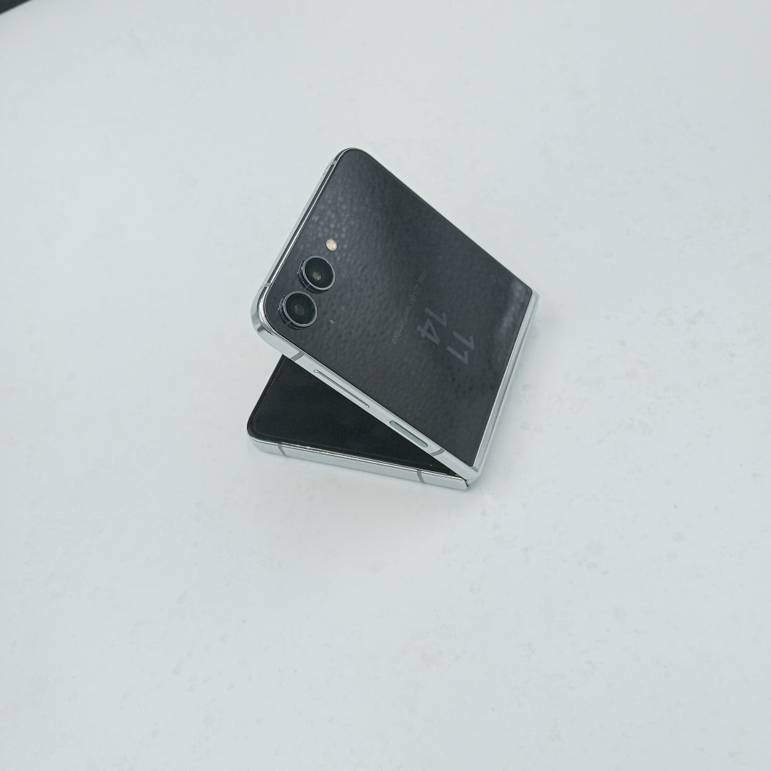 CELULAR SAMSUNG GALAXY Z FLIP 5 SM-F731B (2023) 512 GB 8 GB RAM