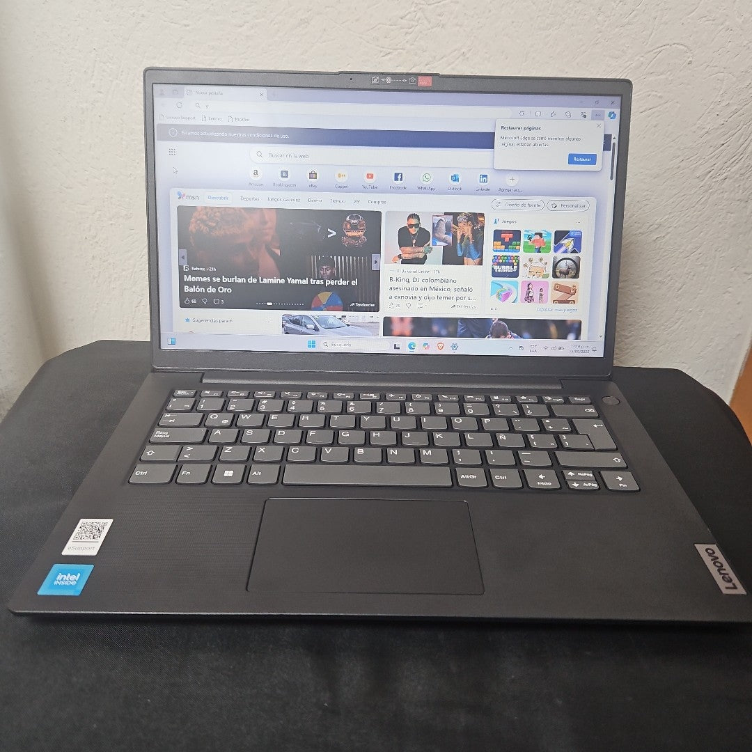 LAPTOP LENOVO V14 G2 IJL (2023) 256 GB SSD 4 GB RAM (SEMINUEVO)