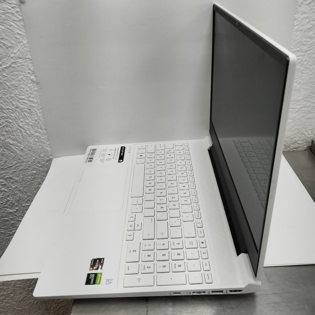 LAPTOP HP VICTUS 15-FB0106LA (2023) 256 GB SSD 8 GB RAM (SEMINUEVO)