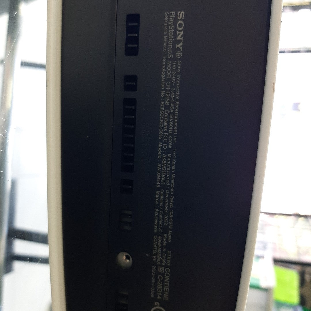 CONSOLA DE VIDEOJUEGO SONY PS5 825 SSD (SEMINUEVO)