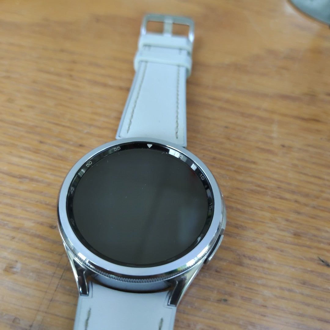 SMARTWATCH SAMSUNG GALAXY WATCH 6 CLASSIC SM-R960 47 MM GPS (SEMINUEVO)