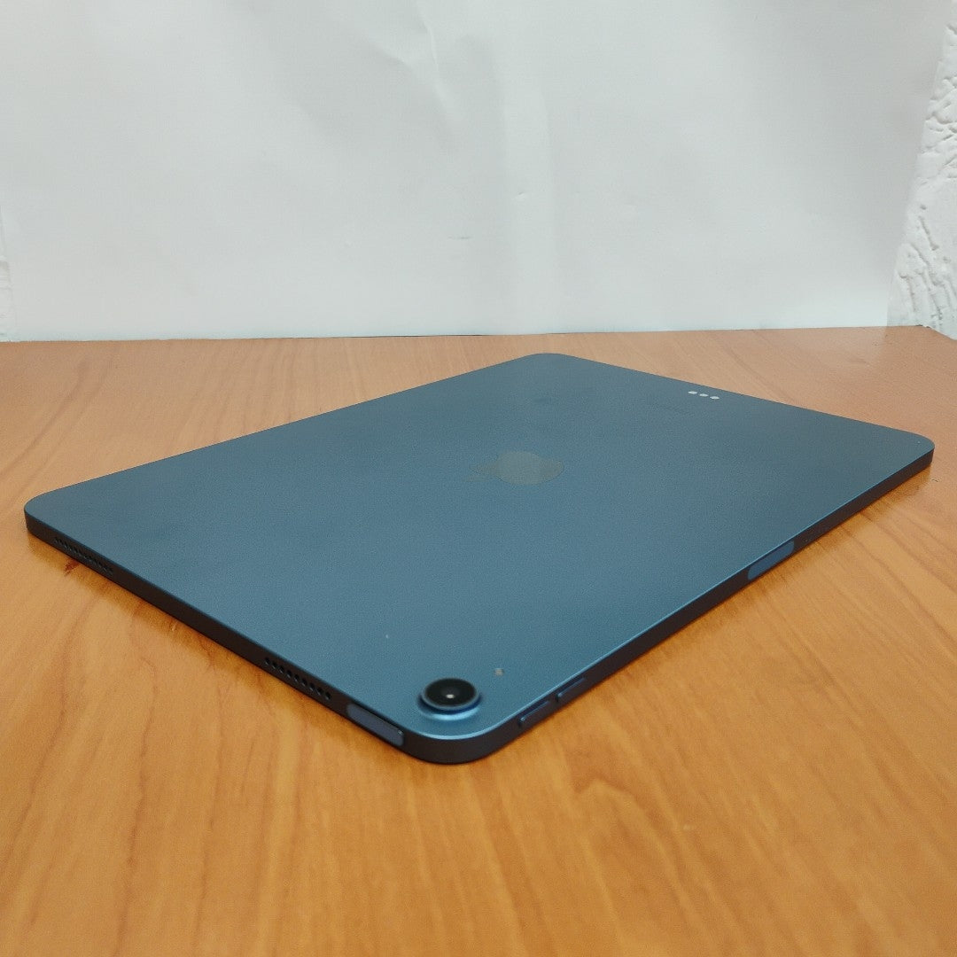 TABLETA APPLE IPAD AIR 5 A2588 64 GB 8 GB RAM (SEMINUEVO)