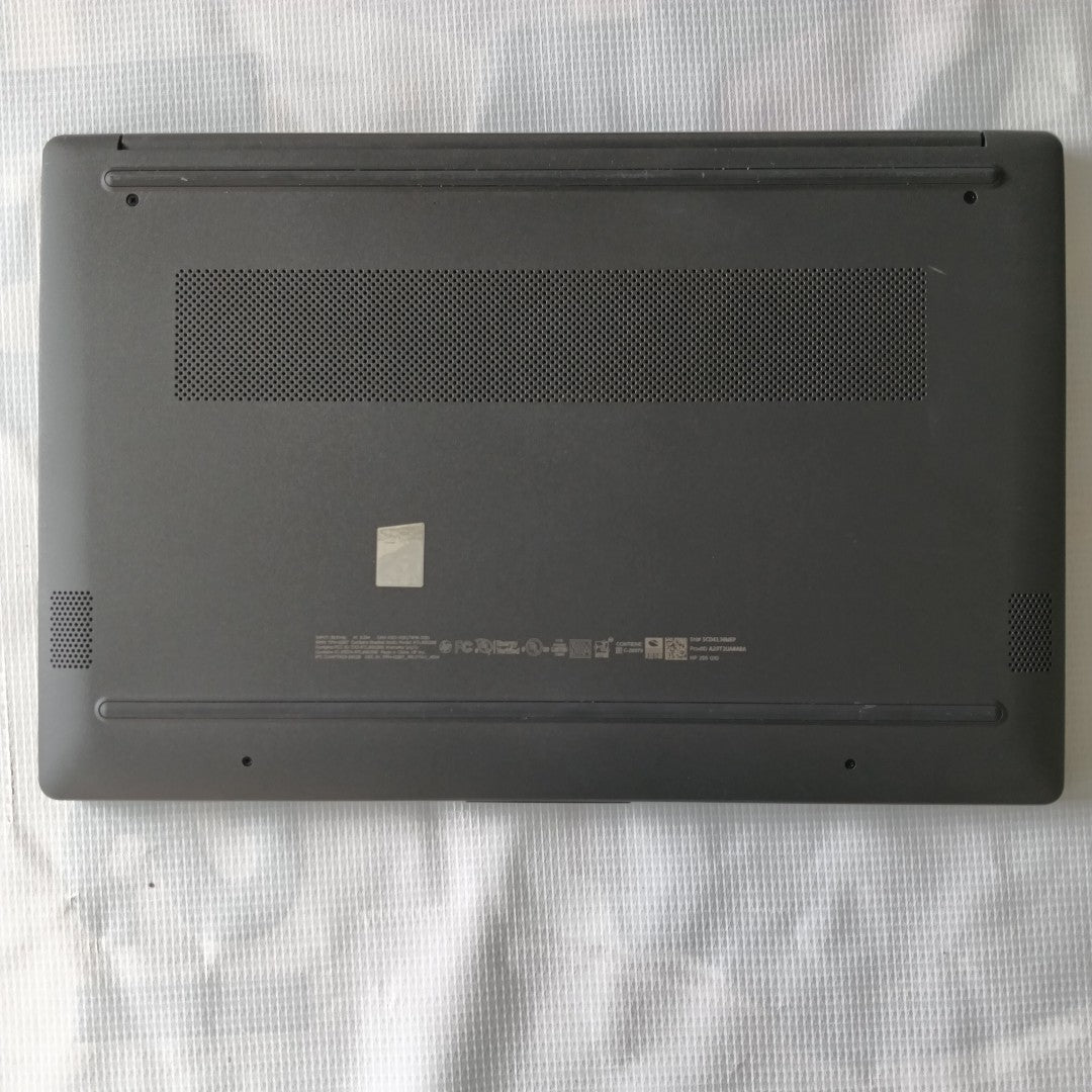 LAPTOP HP 255 G10 (2024) 1 TB SSD 16 GB RAM (SEMINUEVO)