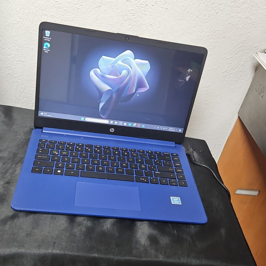 LAPTOP HP 14-DQ0525LA (2023) 256 GB SSD 8 GB RAM (SEMINUEVO)