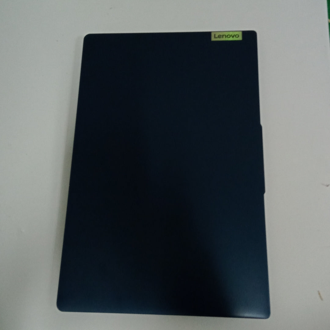 LAPTOP LENOVO IDEAPAD SLIM 3 15IAN8 (2023) 256 GB SSD 8 GB RAM (SEMINUEVO)