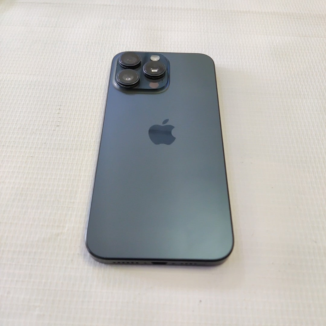 CELULAR APPLE IPHONE 15 PRO MAX A3105 (2023) 256 GB 8 GB RAM (SEMINUEVO)