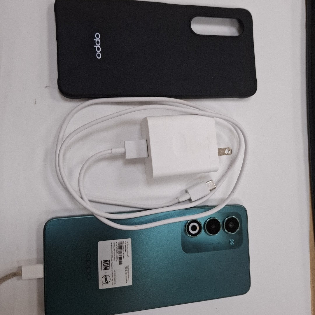 CELULAR OPPO  A5 CPH2727 (2025) 256 GB 4 GB RAM (SEMINUEVO)