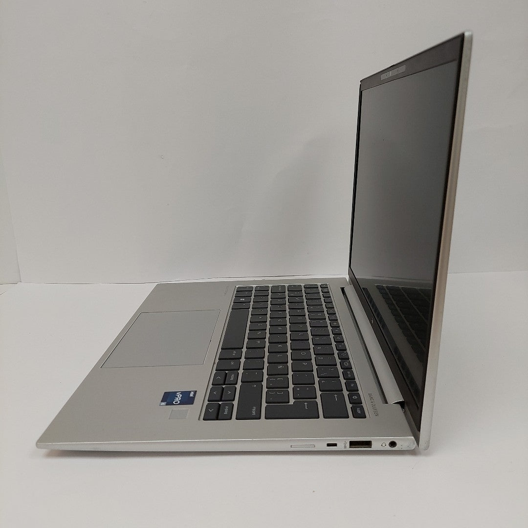 LAPTOP HP ELITEBOOK 840 G9 (2024) 256 GB SSD 8 GB RAM