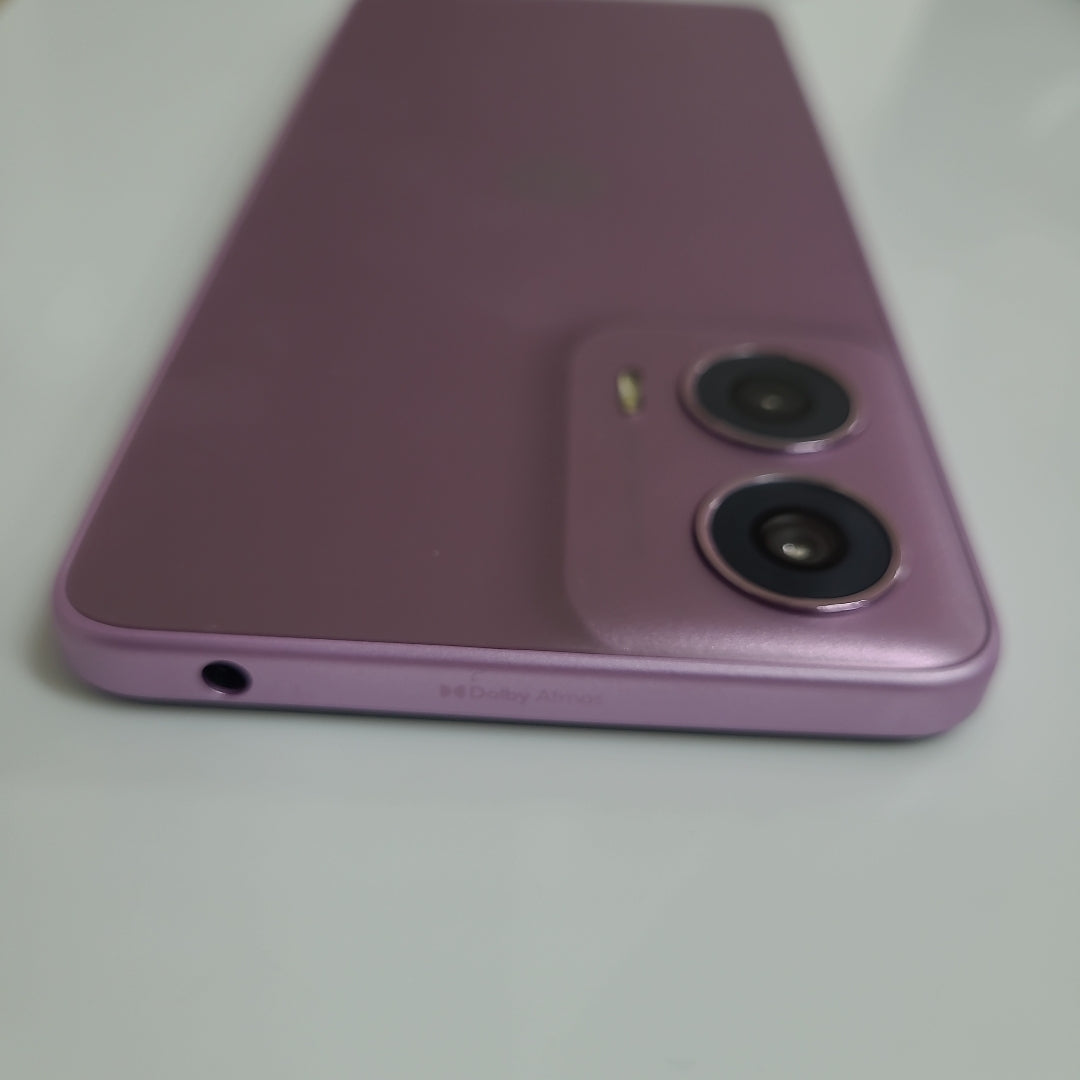 CELULAR MOTOROLA MOTO G24 XT2423-1 (2024) 256 GB 4 GB RAM (SEMINUEVO)