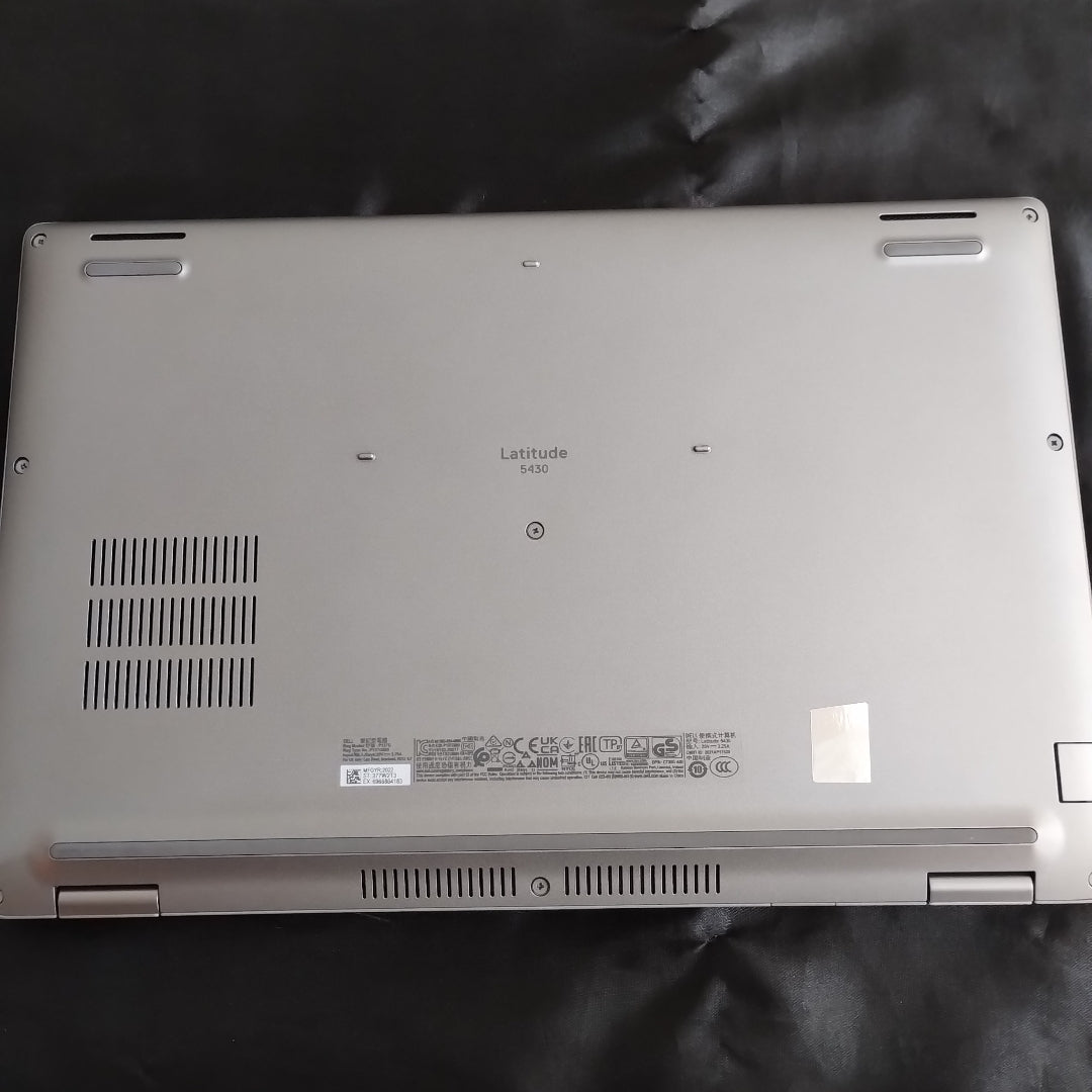 LAPTOP DELL LATITUDE 5430 (2022) 256 GB SSD 16 GB RAM (SEMINUEVO)